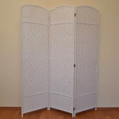 Levný bílý paravan