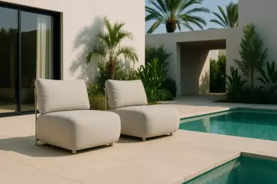 Lounge křeslo Maracay krémově bílé